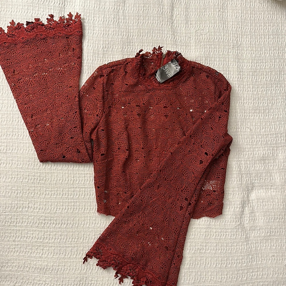 Boho Burnt Orange Knit Top with Flared Sleves. Small